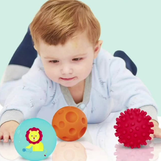 Fisher-Price Baby Sensory Ball Set - Tactile Training Grasping Balls Gift Box