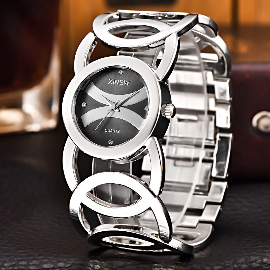 Horloge met RVS Armband - Elegant Damespolshorloge met Kwartsuurwerk