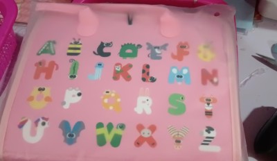 Tableau d'activités Montessori : Jouet ultime pour l'apprentissage sensoriel et moteur