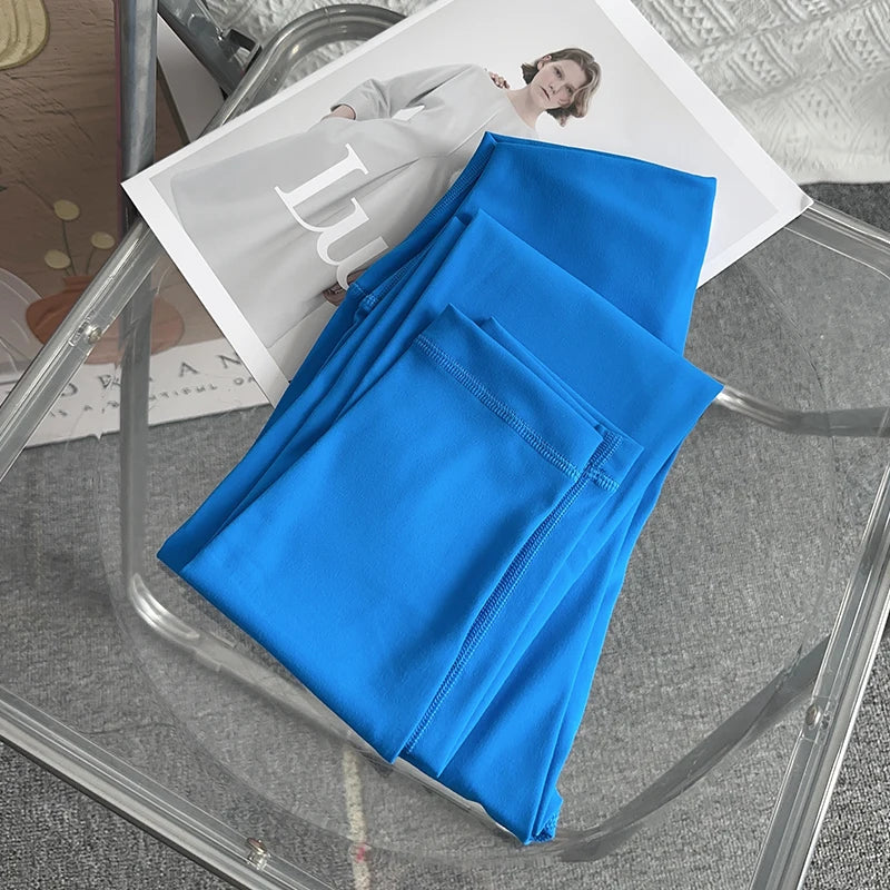 Fitness-Leggings für Damen – heiß begehrt! Lauf- und Jogginghosen mit hohem Bund und Push-up-Effekt. Ideal für Sport, Fitness, Laufen und Yoga. 