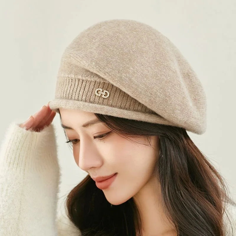 1pc, Women's Stretchy Fleece Beanie Hat with Pocket, Soft and Cozy Acrylic Knit Cap for Autumn and Winter