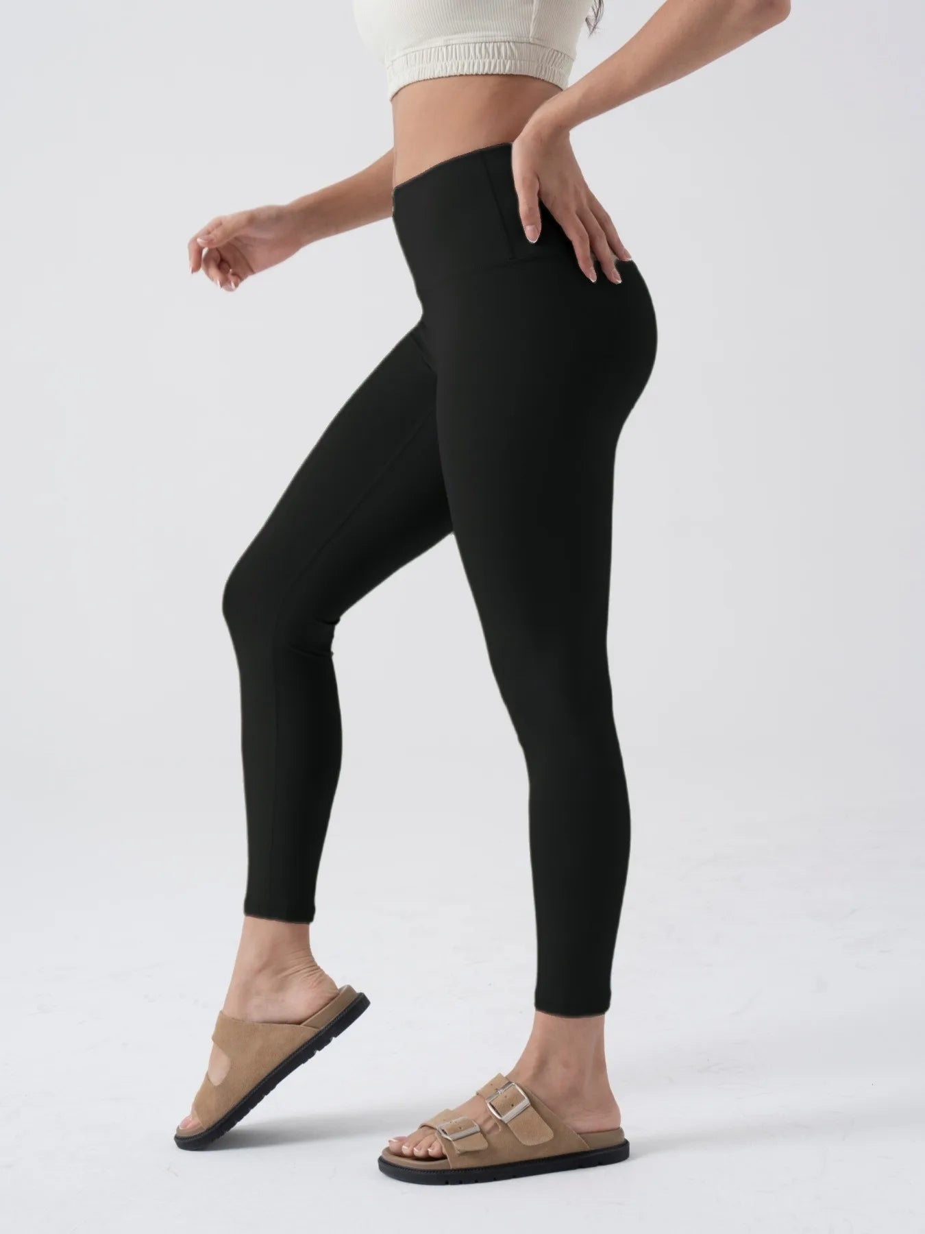 Fitness-Leggings für Damen – heiß begehrt! Lauf- und Jogginghosen mit hohem Bund und Push-up-Effekt. Ideal für Sport, Fitness, Laufen und Yoga. 